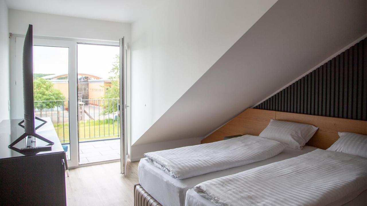 בורנהיים Rheinapart Hotel Und Boardinghouse מראה חיצוני תמונה